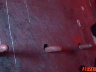 Aliz deepthroats ثلاثة ضخم الديوك في ثقب المجد: عالية الوضوح قذر فيلم خشن - abuserporn.com